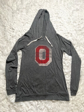 Women’s Scarlet and Grey Ohio State Graphic Long Sleeve, Hooded T Shirt Size M